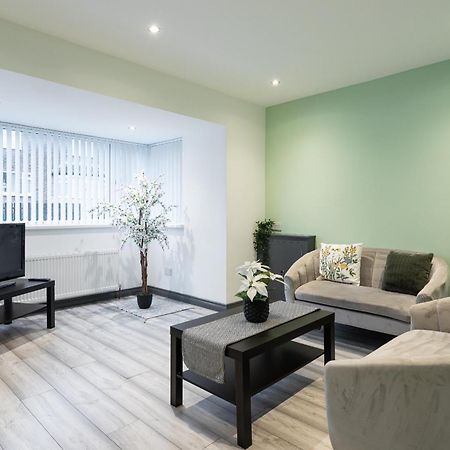 Fully Refurbished North Belfast Home 2 Eksteriør bilde