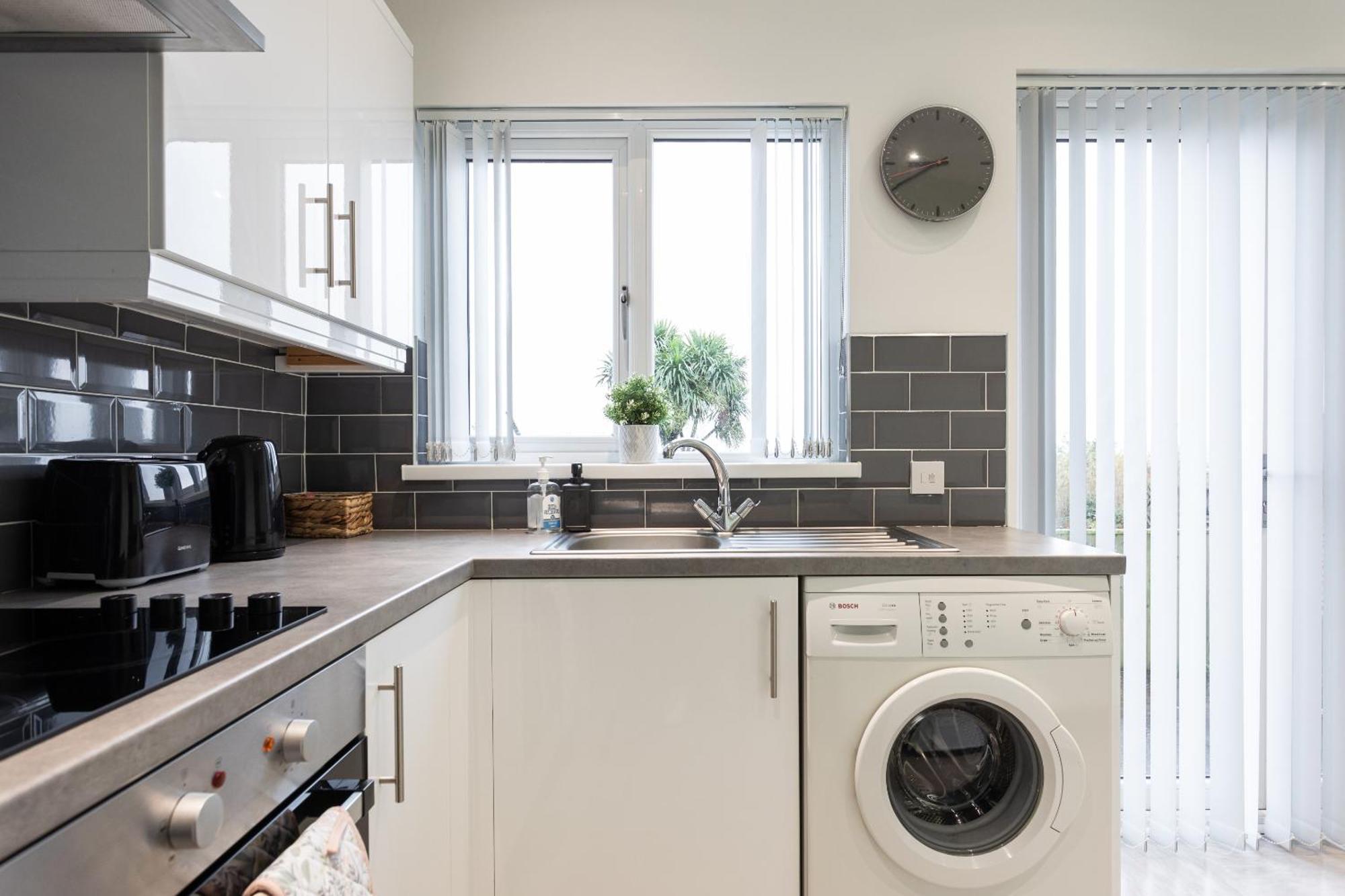 Fully Refurbished North Belfast Home 2 Eksteriør bilde